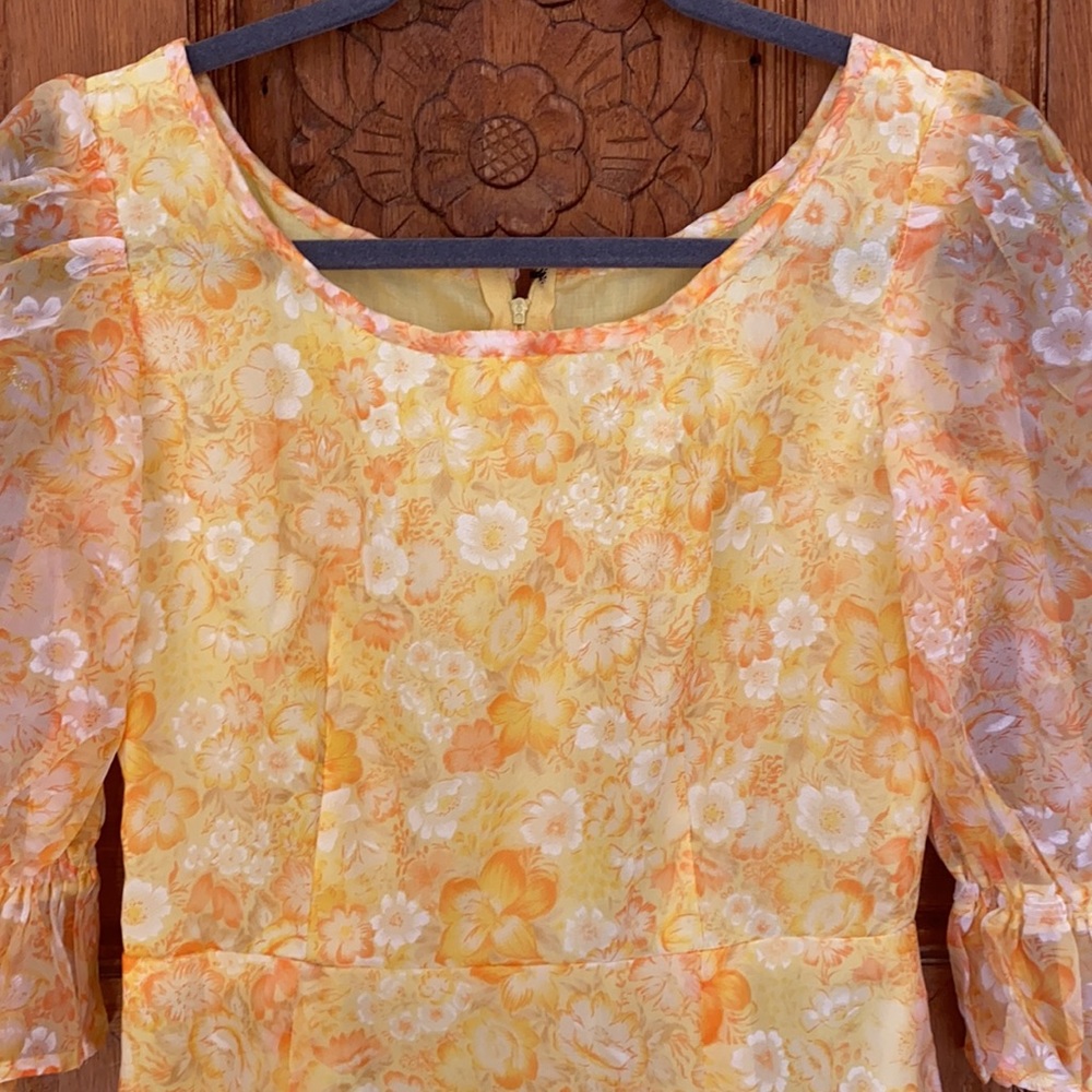 Vintage Yellow Floral Maxi Dress - Picture 4 of 15
